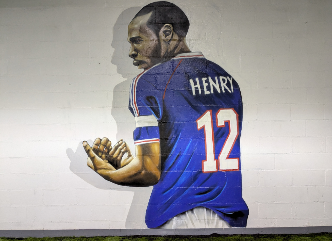 Henry Sports Mural   Use